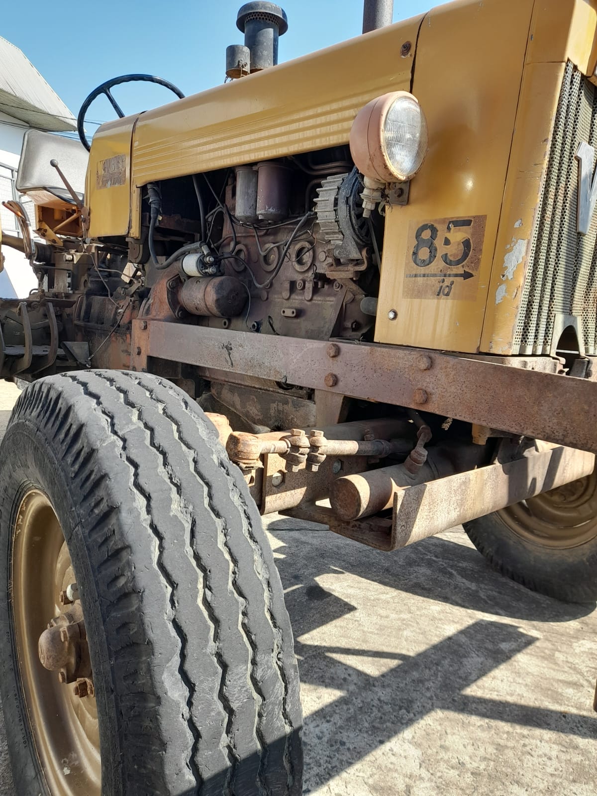 Trator Valmet 85 4x2