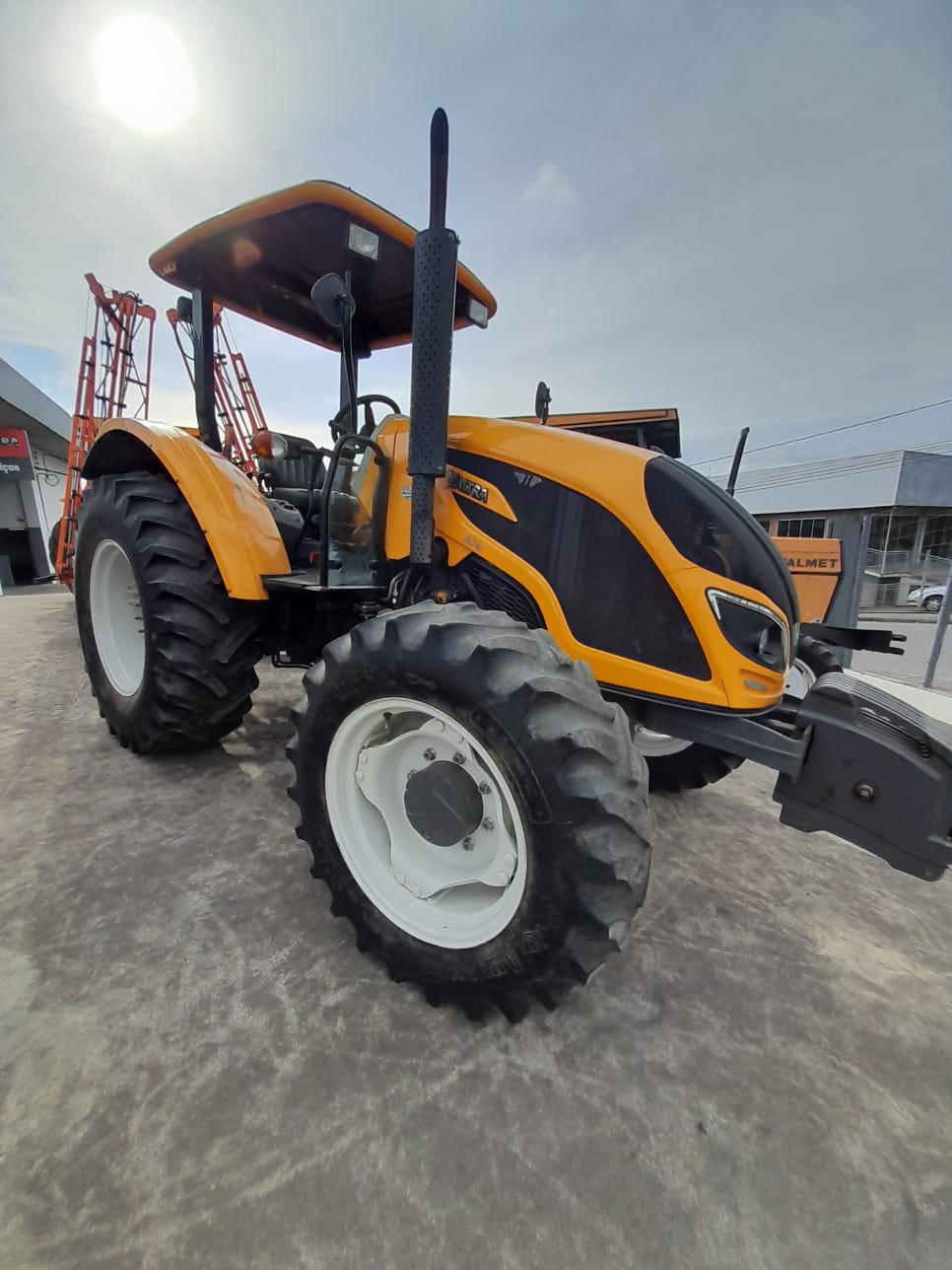 Trator A74s plataformado