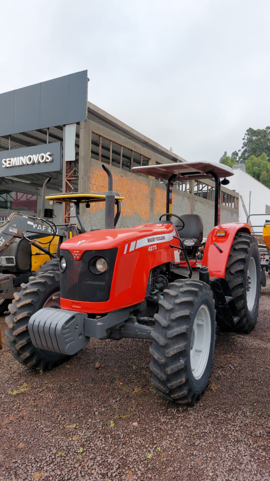MASSEY FERGUSON 4275 ano 2013.
