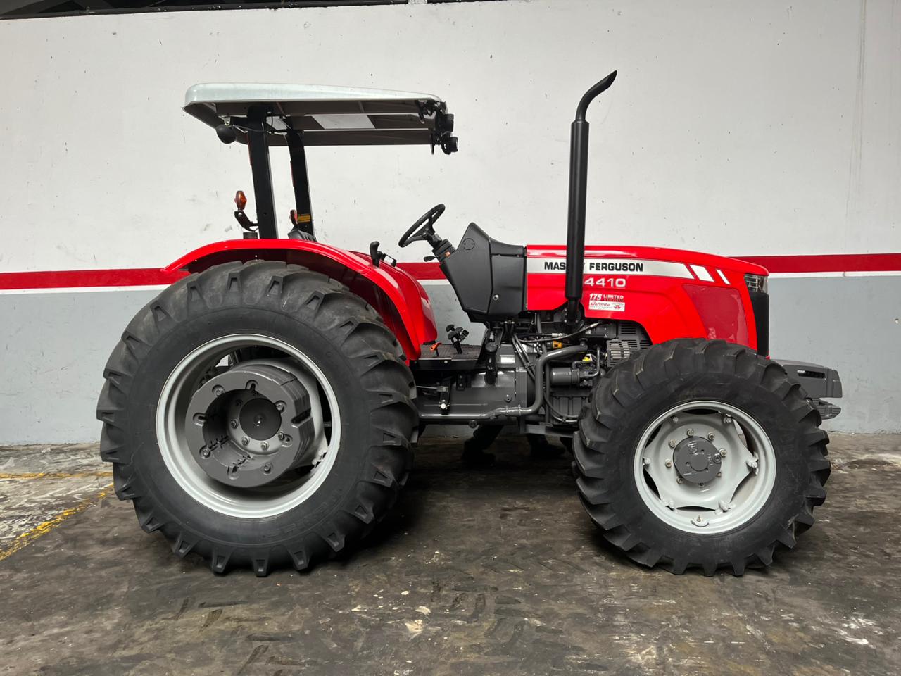 MF 4410 - PLATAFORMADO