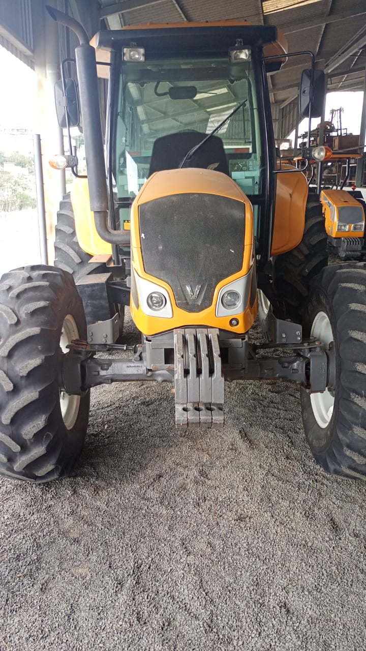 Trator Valtra A950 Cabinado 2014