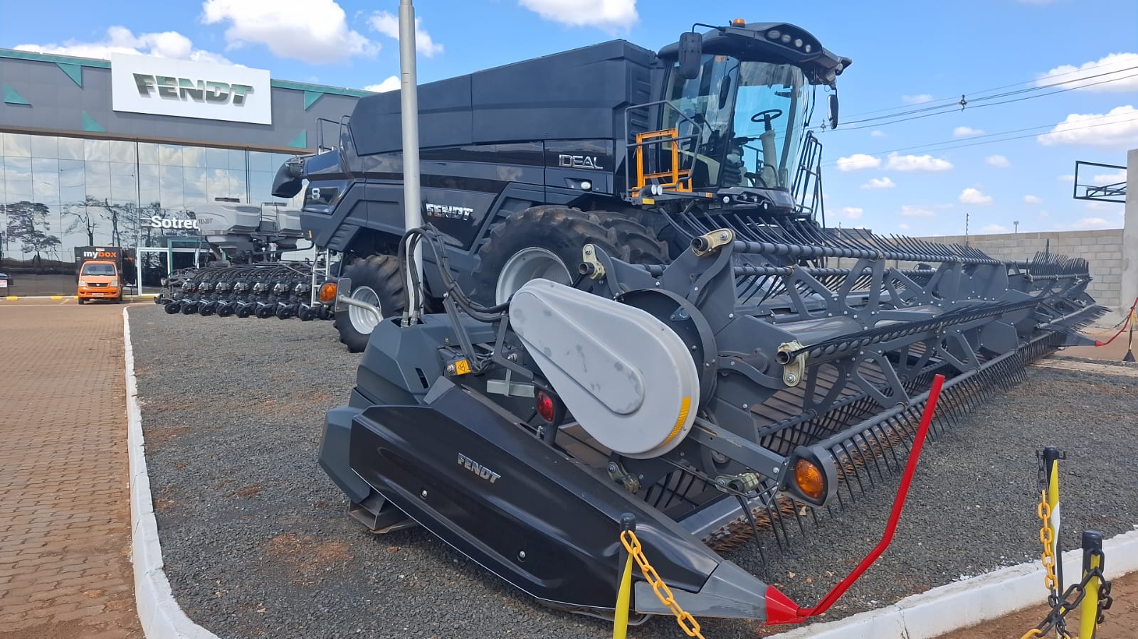 COLHEITADEIRA FENDT 2023