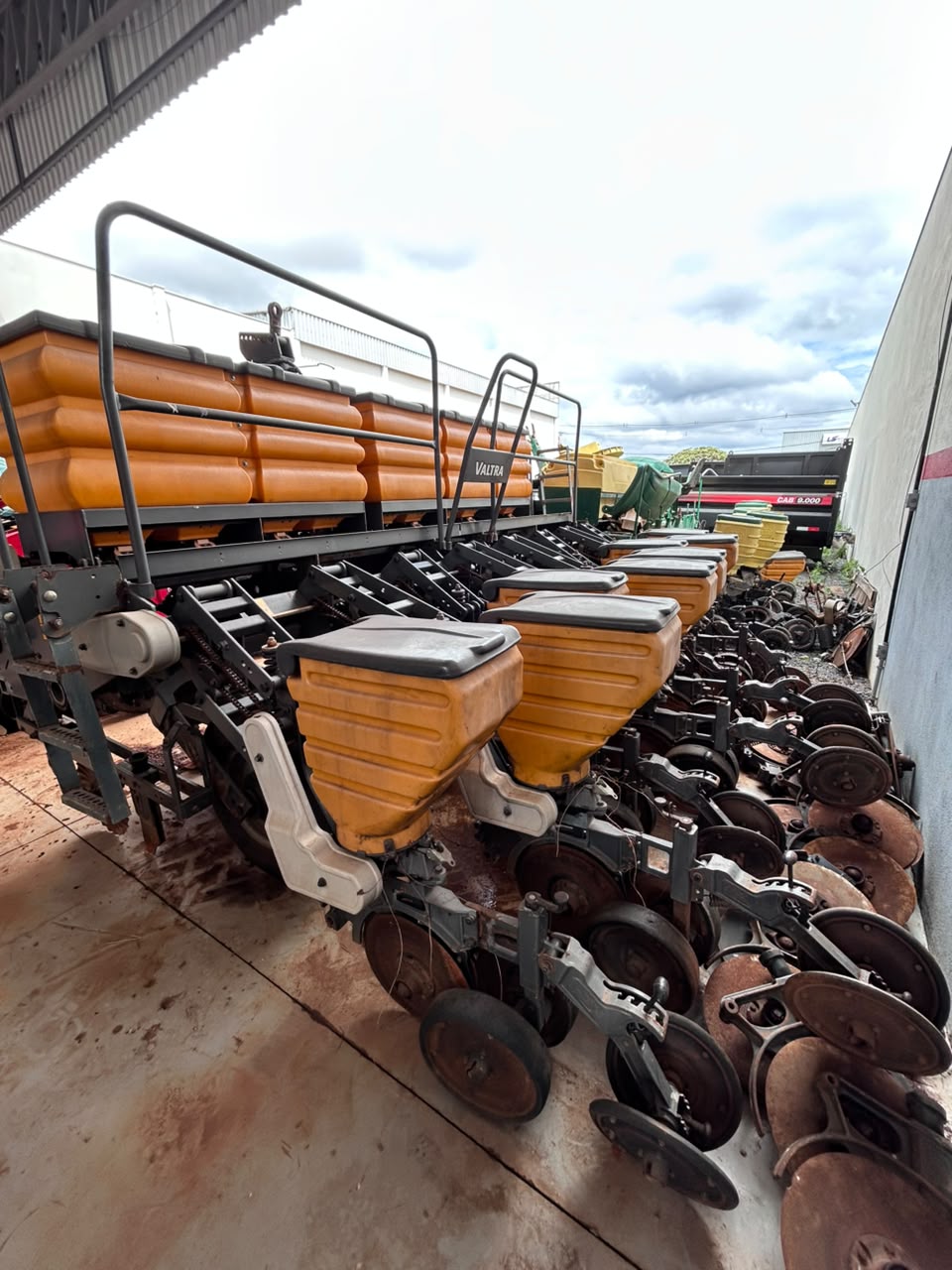 Plantadeira Valtra BP 905 M